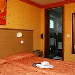 Bel'air Hotel 2*